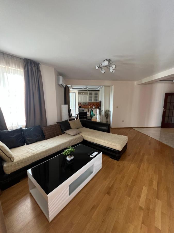 Chaika Sea Apartment Varna Eksteriør bilde